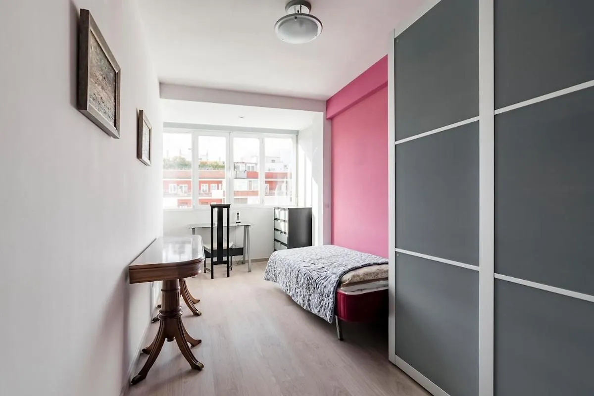 Alojamiento Elegante Y Bien Comunicado Madrid Spain